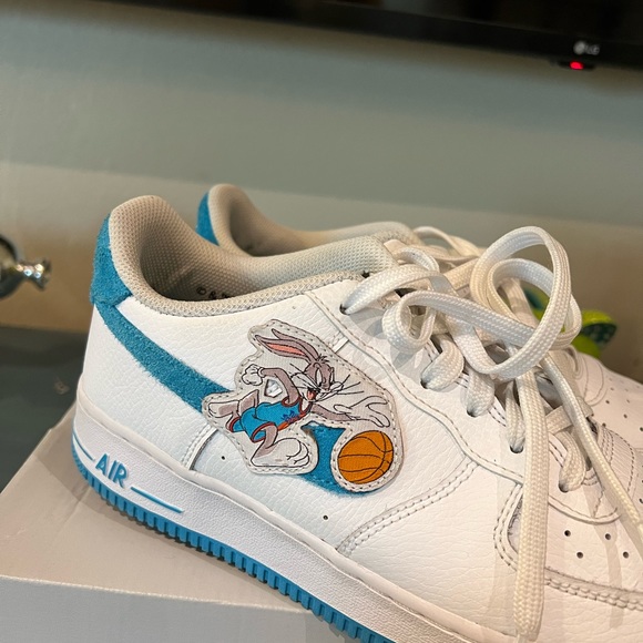 Nike Space Jam Air Force 1 shoes - Picture 3 of 9